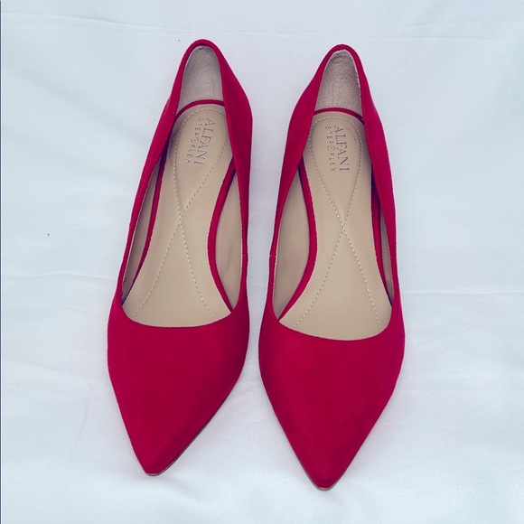 Alfani Elegant Red Women's Heels Sz 8 - Picture 3 of 8